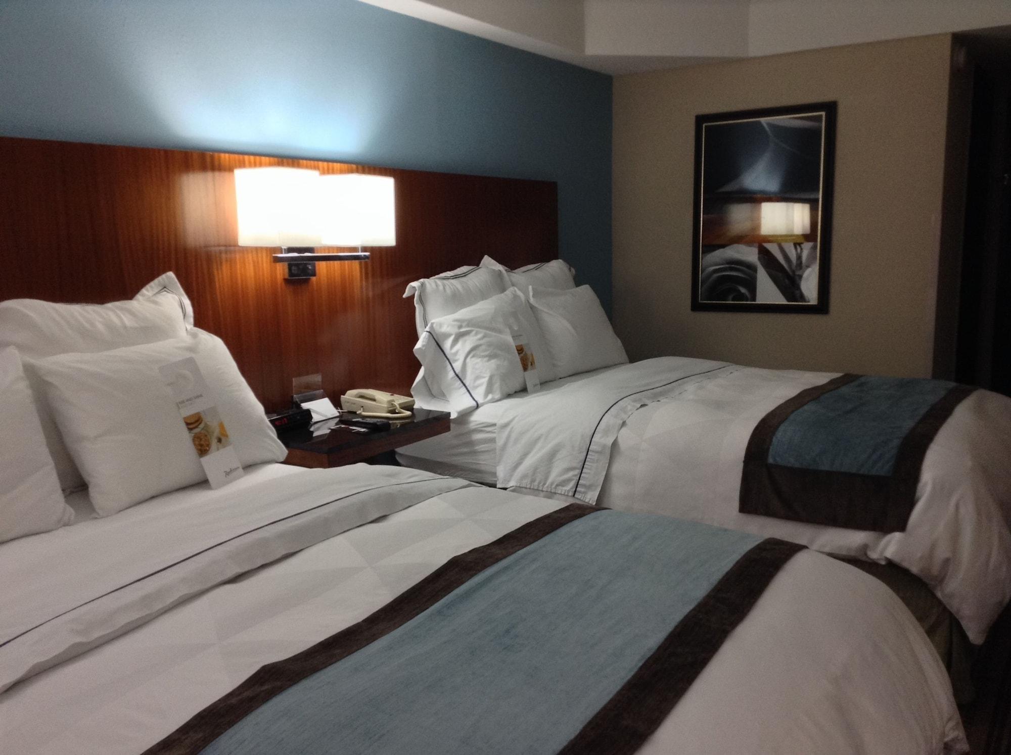 Doubletree By Hilton Chatsworth Los Angeles Exterior foto