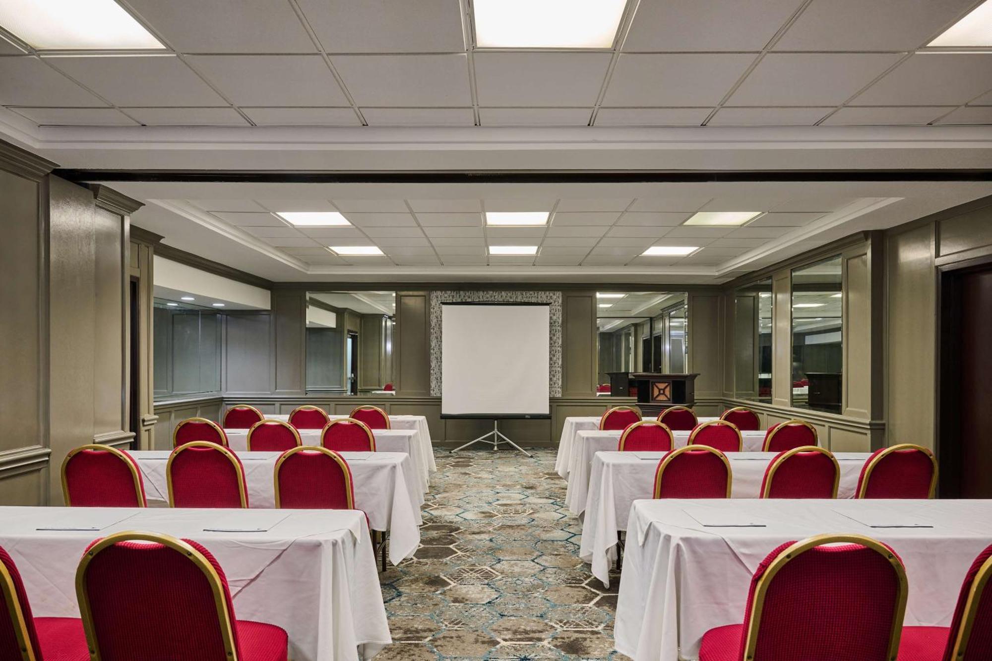 Doubletree By Hilton Chatsworth Los Angeles Exterior foto