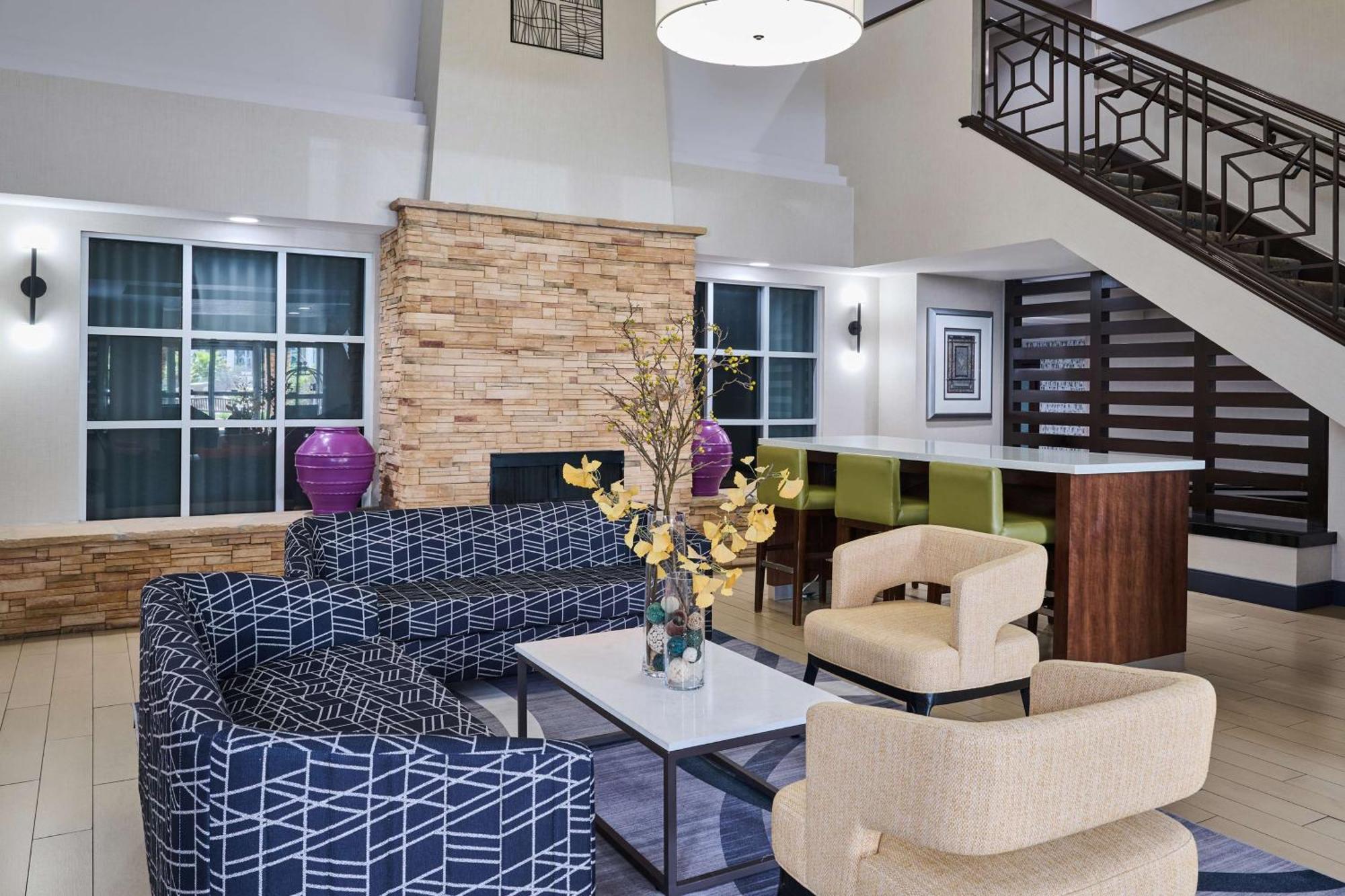Doubletree By Hilton Chatsworth Los Angeles Exterior foto