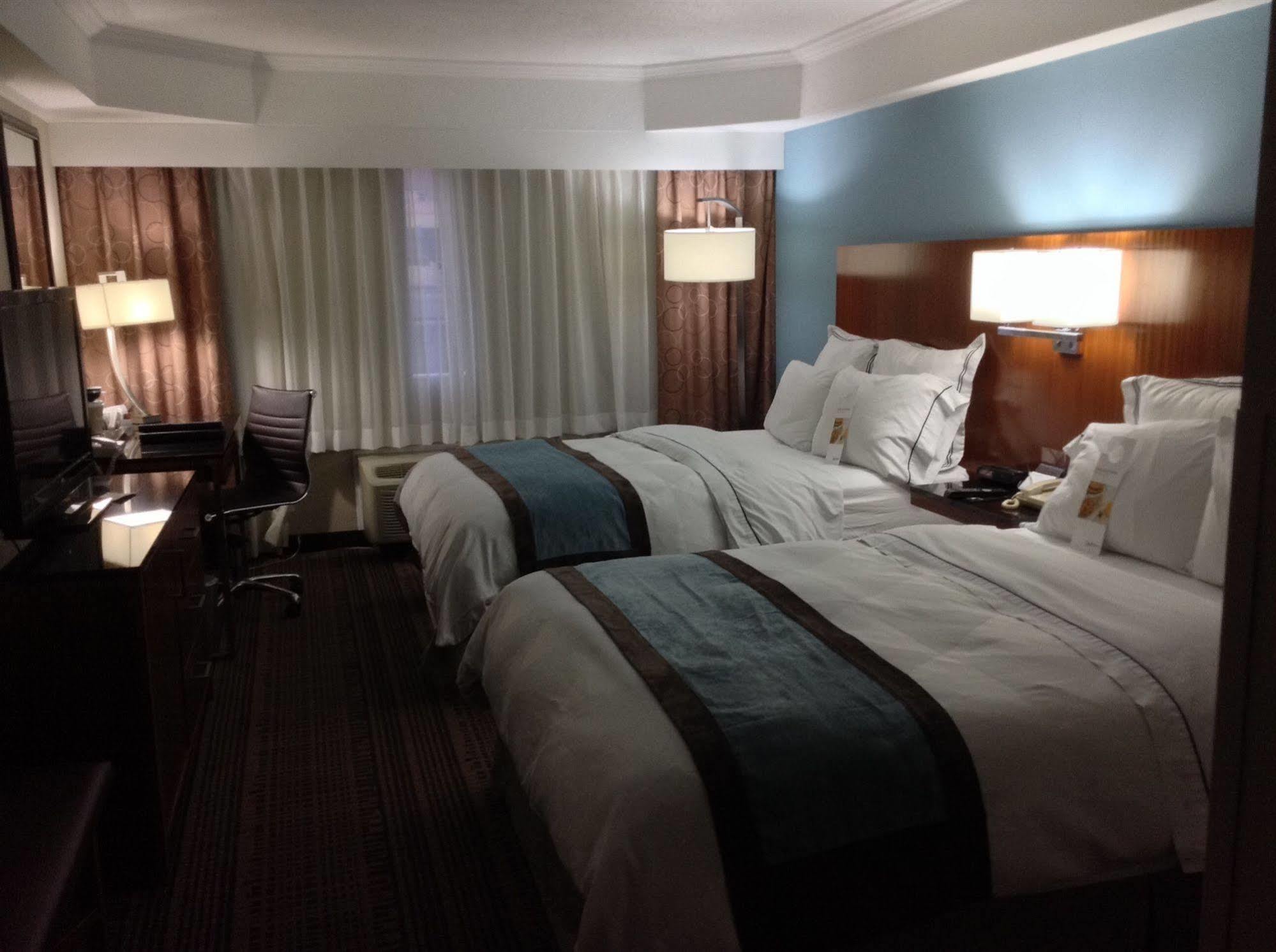 Doubletree By Hilton Chatsworth Los Angeles Exterior foto