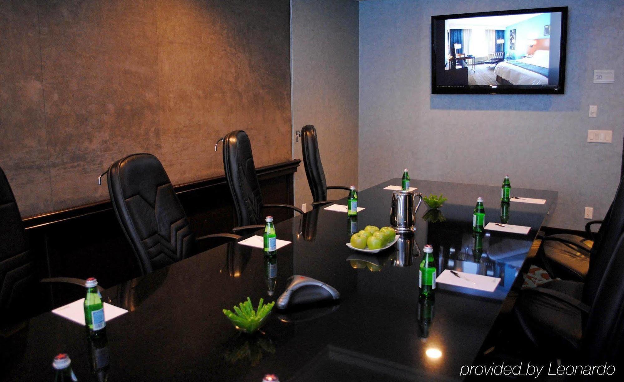 Doubletree By Hilton Chatsworth Los Angeles Exterior foto